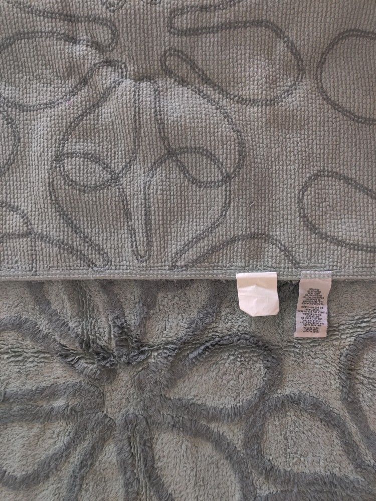 Elegant Floral Pattern Bath Rug - photo 2