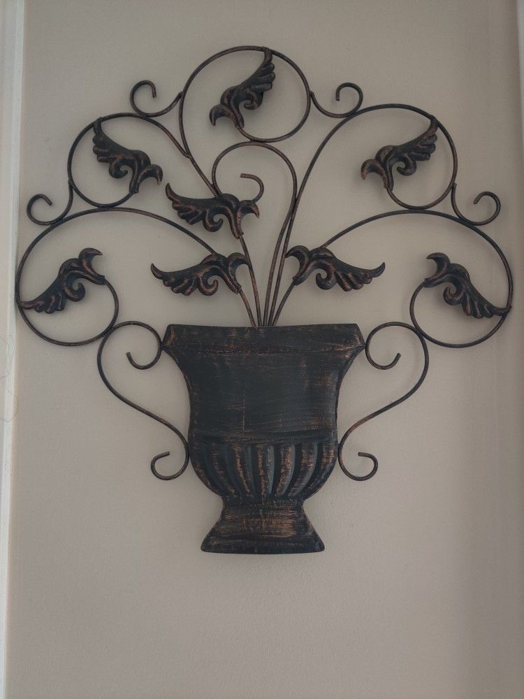 Metal Wall Arts - Each $20 - photo 3