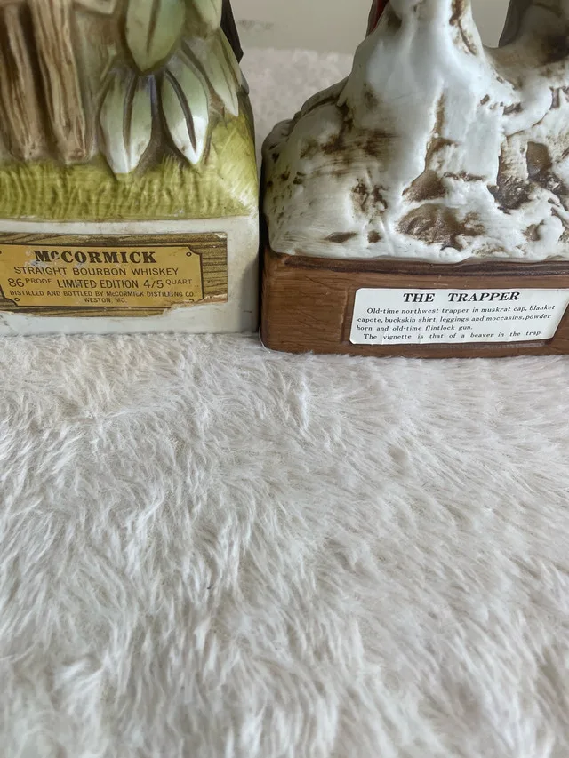 Vintage Empty Liquid Bottles Porclein Glass image indicator(6)