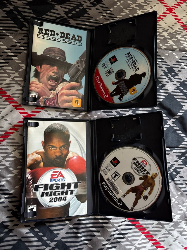 Lot Of 4 PS2 Games: Red Dead Revolver, Fight Night 04 & More - photo 3