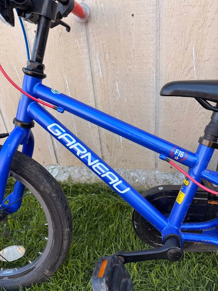 LOUIS GARNEAU F16 Police bike for kids - photo 2