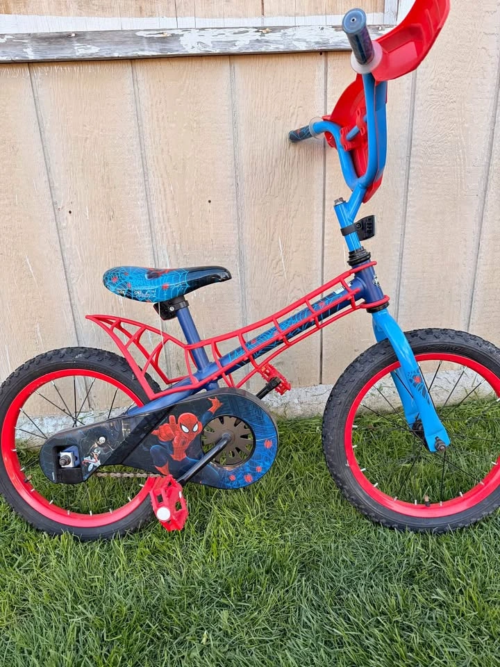 HUFFY 16 inch Spiderman Bike