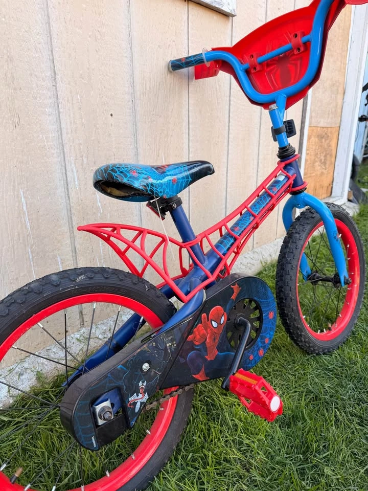 HUFFY 16 inch Spiderman Bike - photo 2