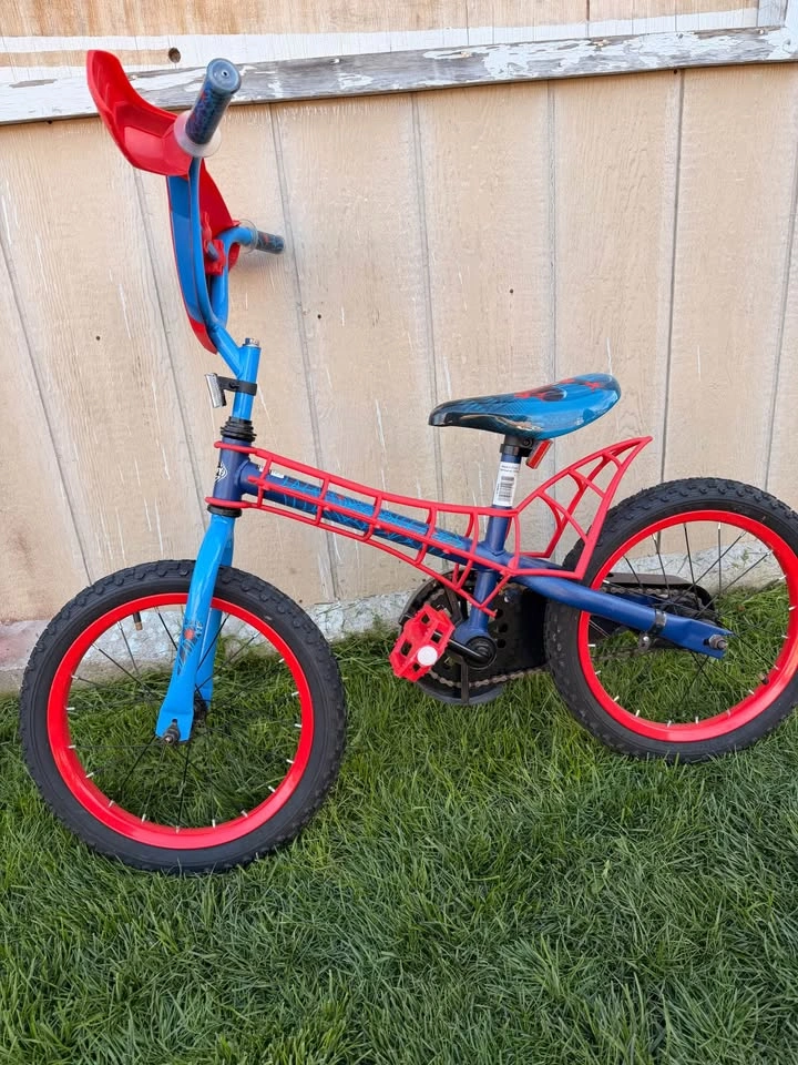 HUFFY 16 inch Spiderman Bike - photo 5