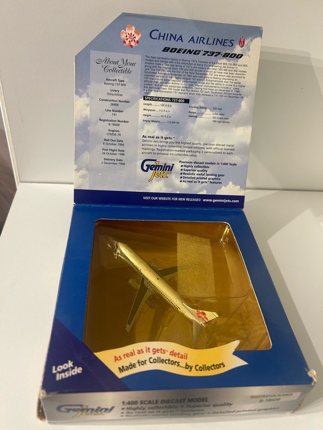2 Gemini Jets Boeing Die cast Models: 757-200 ATA, 737-800 China - photo 5
