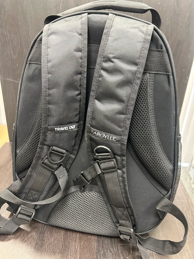 Travel Cat Backpack Carrier w/ Bubble Window - photo 3