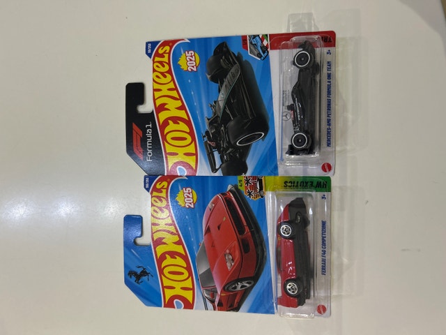 Hot Wheels Formula One 2025 Mercedes AMG Ferrari F40