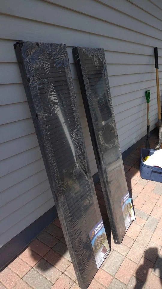 Shutters 15x60 Black - photo 3