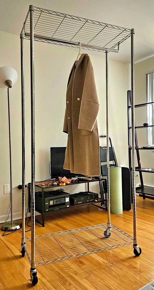 Rolling Metal Garment Rack, Closet, Hanging Clothes Rack
