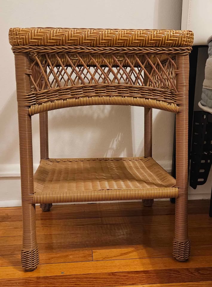 Wicker Side Table - photo 4