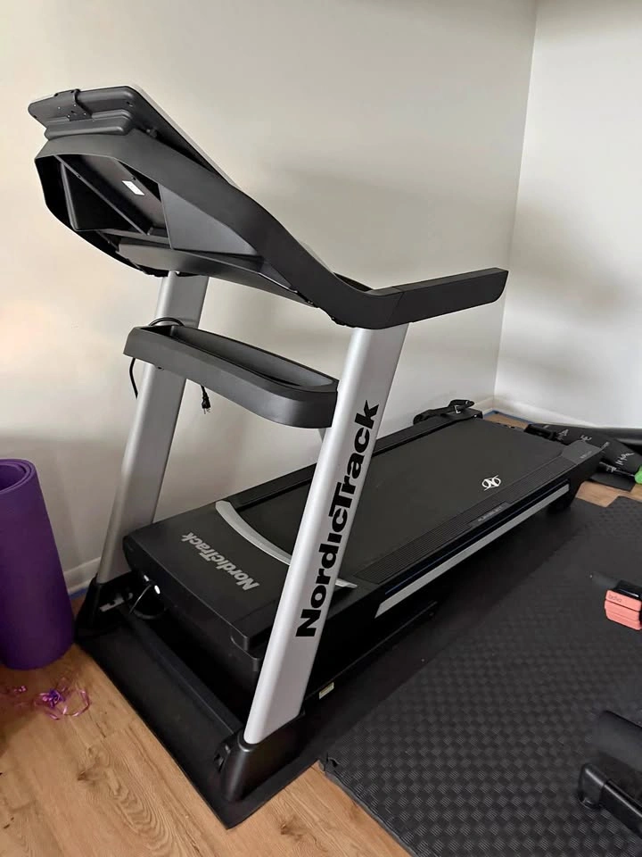 NordicTrack EXP 10i Treadmill