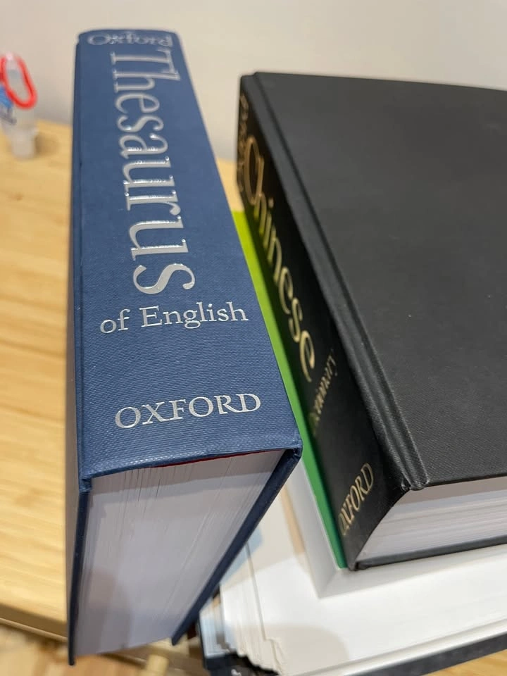 Oxford Thesaurus of English Hardcover - photo 3