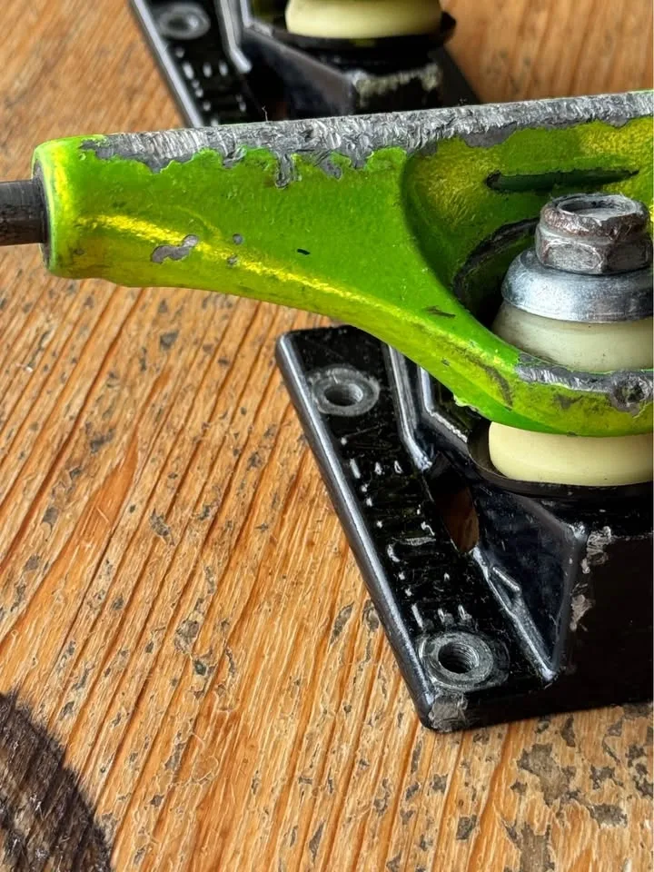 Venture Skate Trucks - photo 4