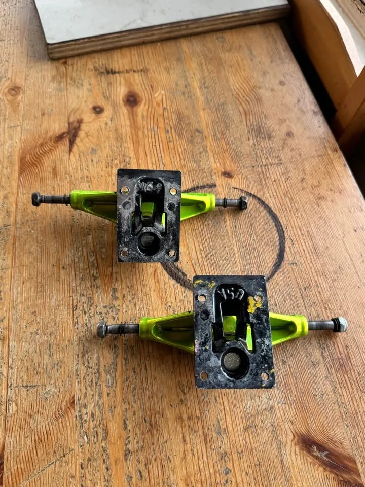 Venture Skate Trucks - photo 5