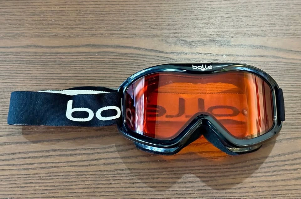Bollé Junior Ski/Snowboard Goggles — Black Frame, Orange Lens