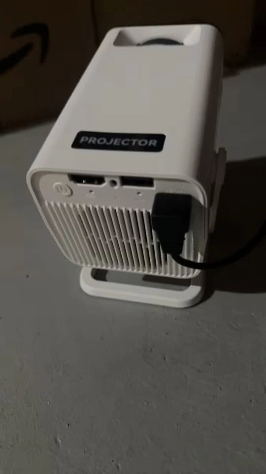 Video Projector best for Movies And Gaming - photo 3