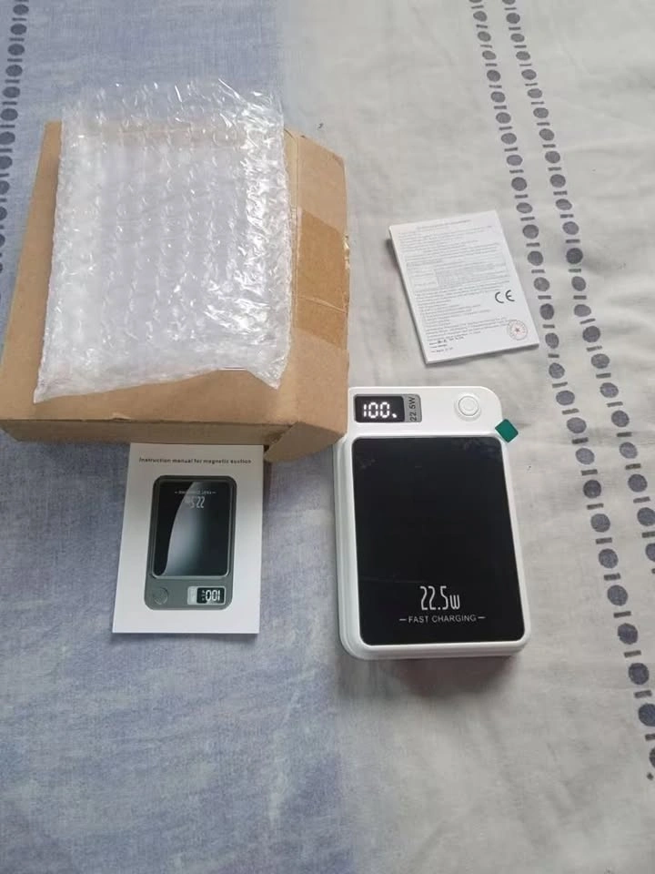 Magnetic Wireless Power Bank - 5000 MAH - photo 4