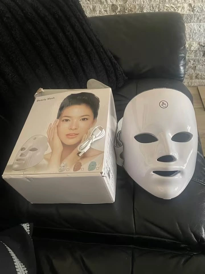 LED Facemask - Multiple Colors - photo 3