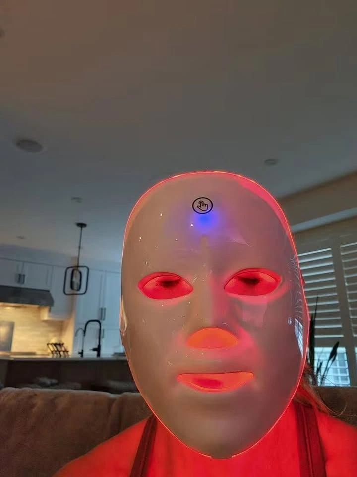 LED Facemask - Multiple Colors - photo 4