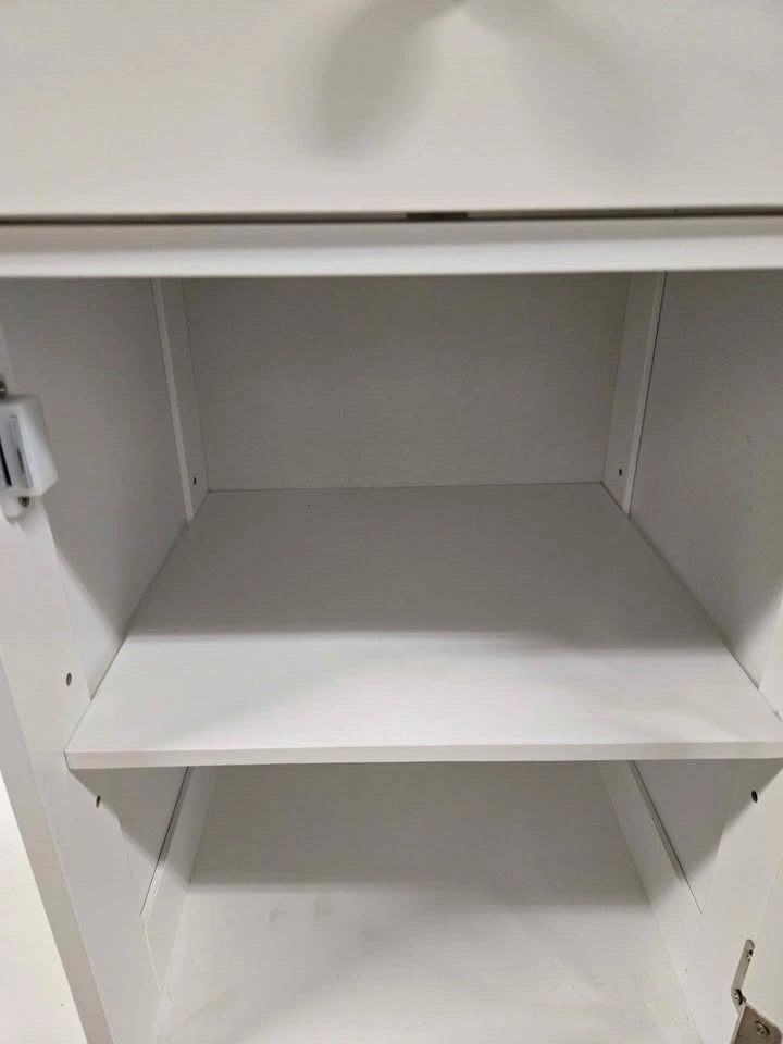 White Nightstand Cabinet - photo 4