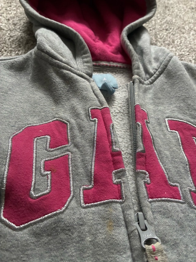 babyGap grey & pink full-zip hoodie 5 yrs - photo 2