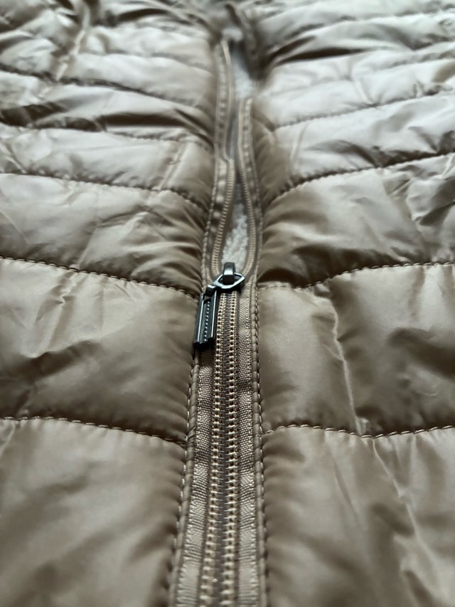 Tan Hooded Puffer Jacket Small - photo 4