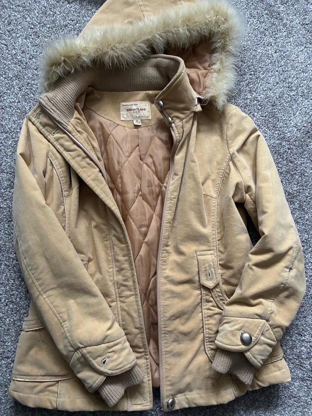 ZHUOYILANG XL Tan Faux Fur Hood Quilted Lining Jacket