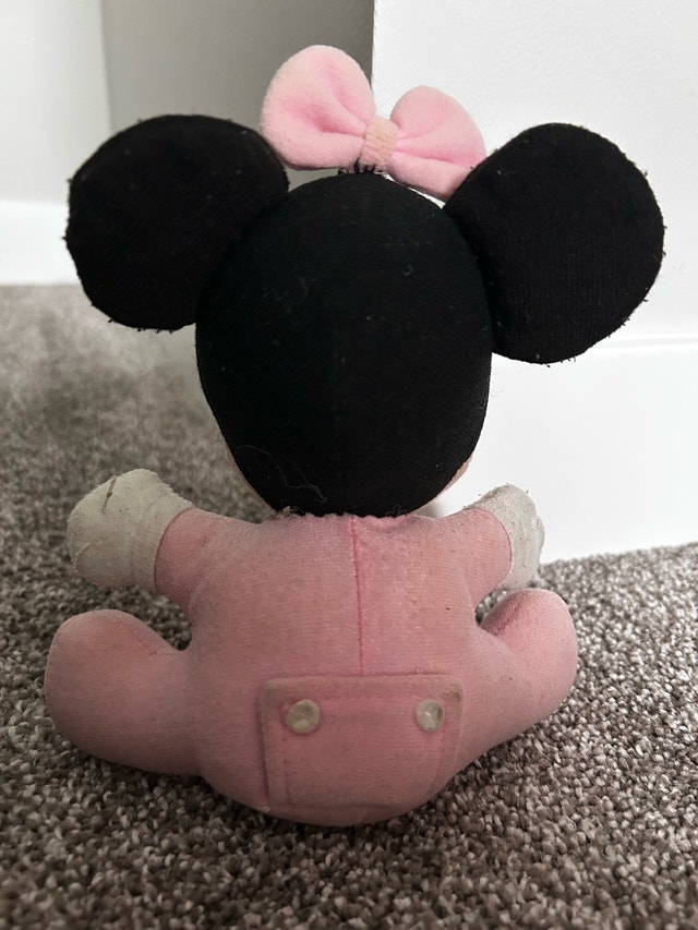 Minnie Mouse plush toy - photo 2