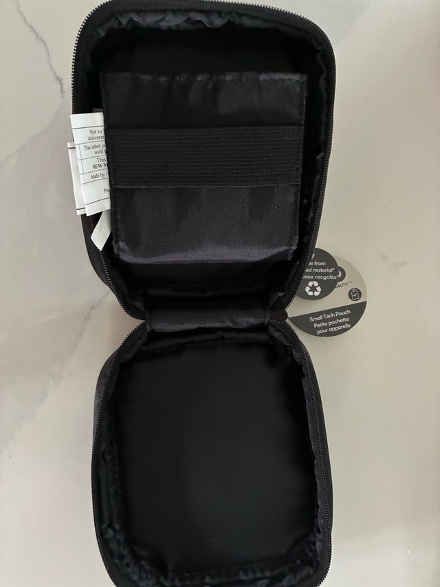 Small Tech Pouch - photo 2