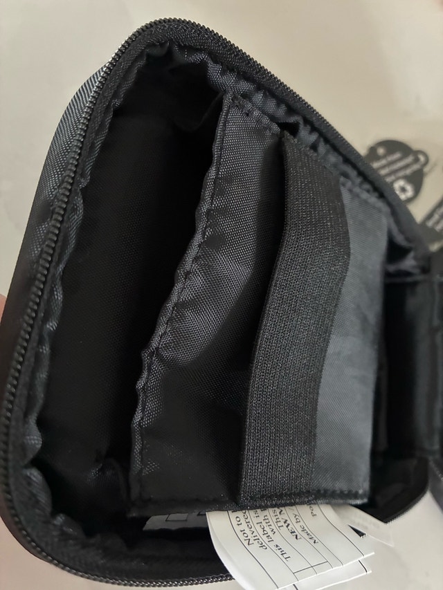 Small Tech Pouch - photo 3