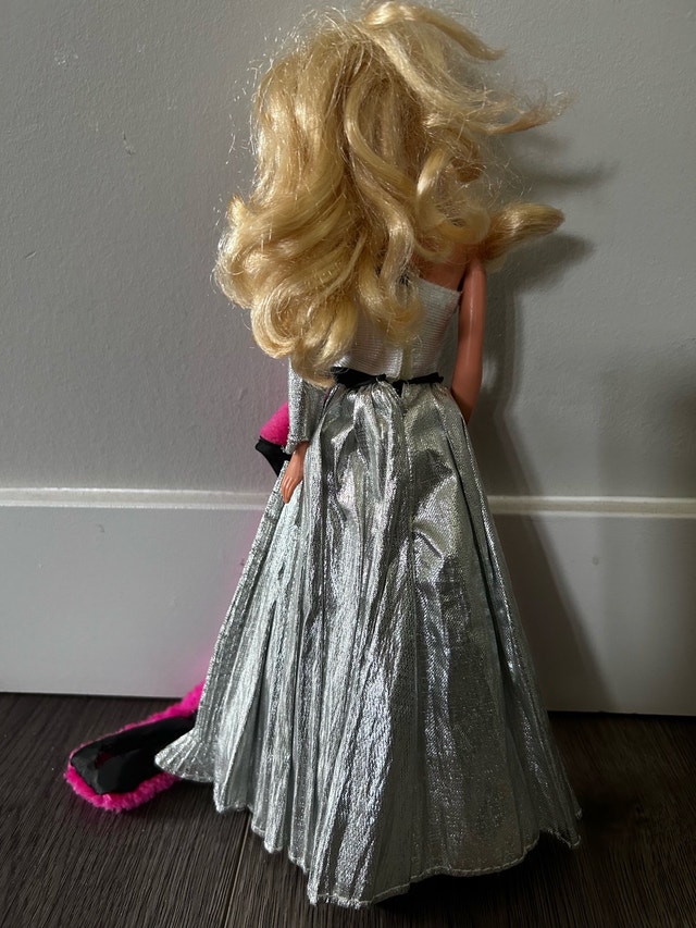 Vintage Barbie Doll - photo 4