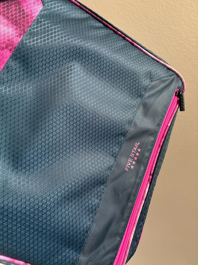 Five star zipper binder with strap - photo 2