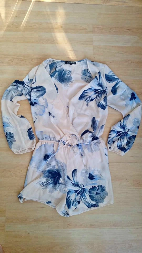 Dynamite Floral Long Sleeve Romper