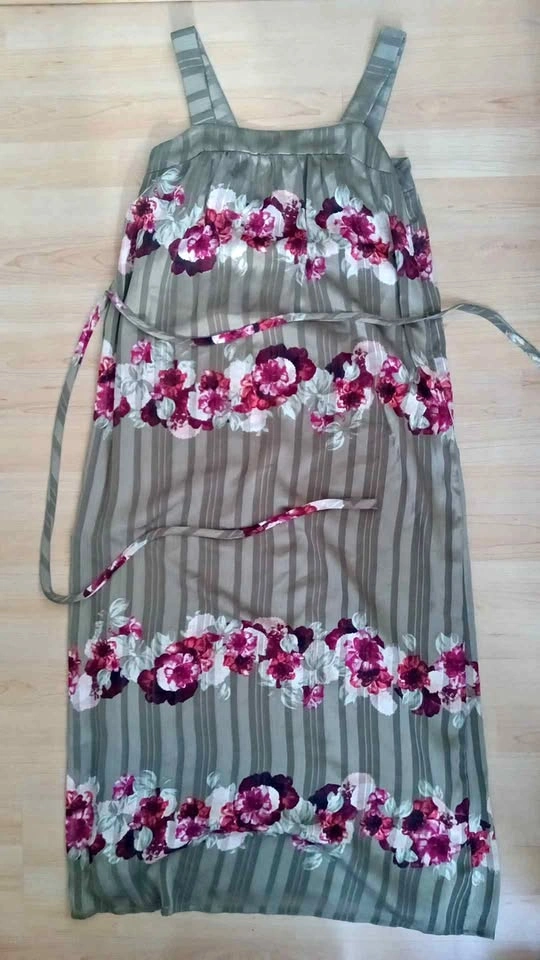 Banana Republic Sage Green Petite 00 Floral Maxi Dress