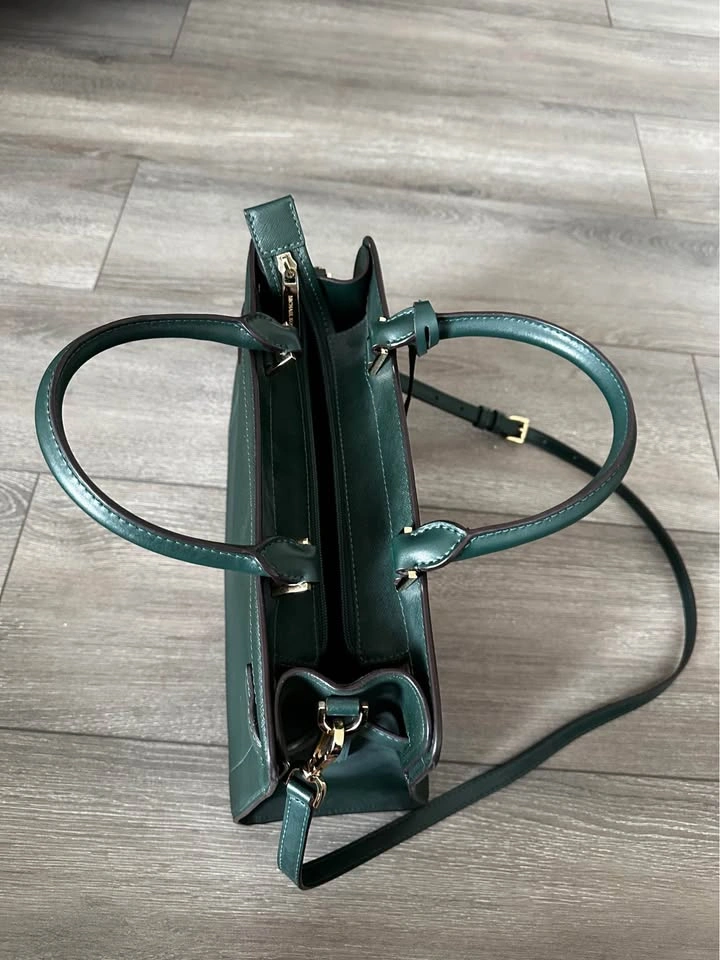 Michael Kors Forest Green Purse - photo 4