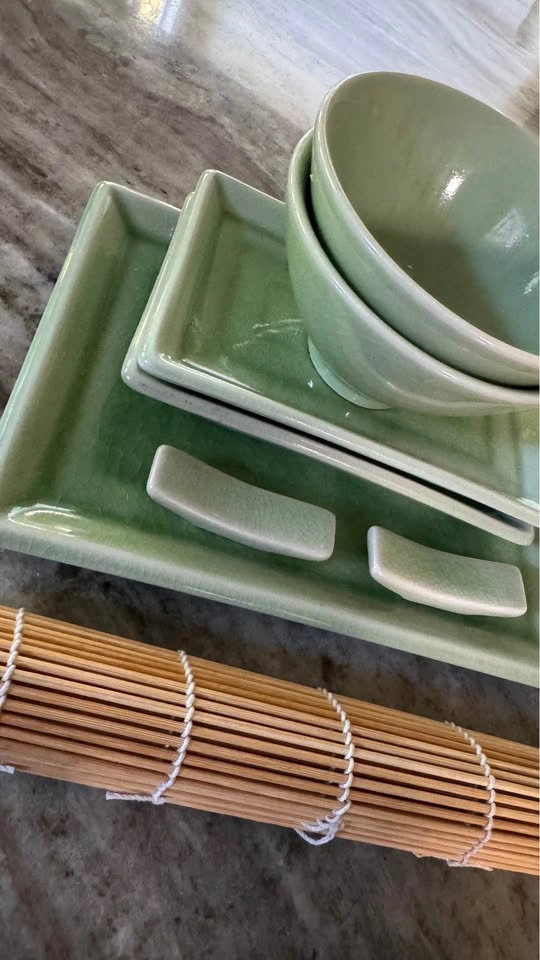 Sushi Set 8 Piece - photo 2