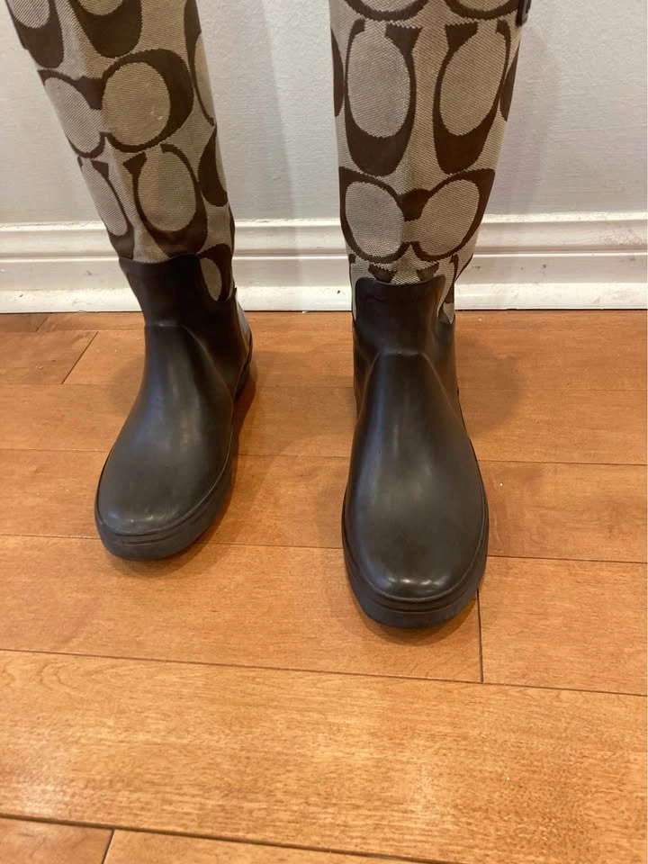 Women’s Boots Size 5.5 - photo 4