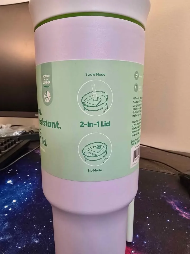 Owala 40 oz tumbler with straw image indicator(4)