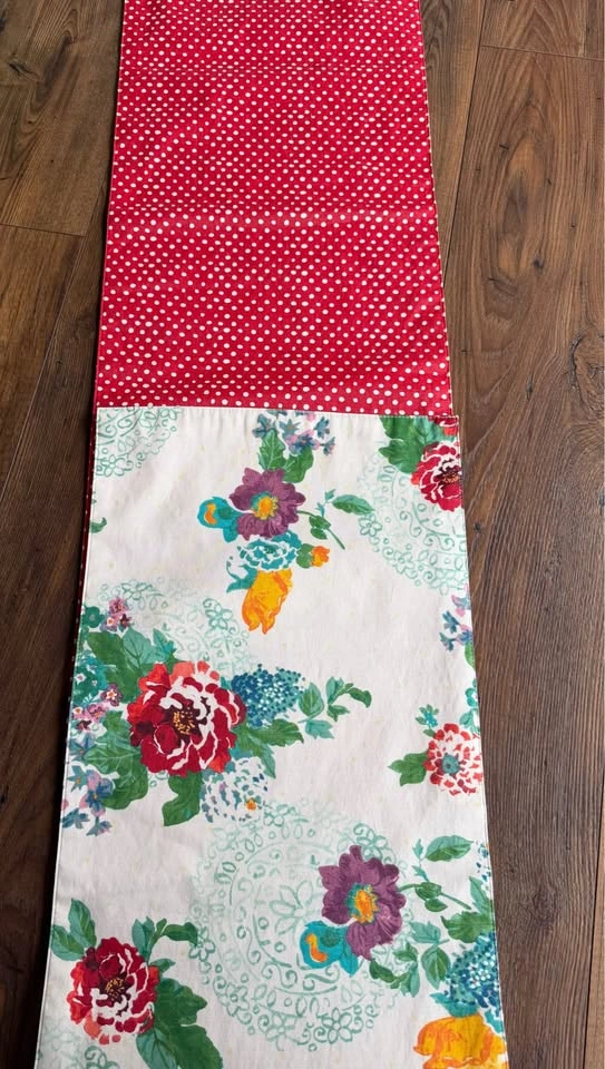 Reversible Floral and Polka Dot Table Runner - photo 3