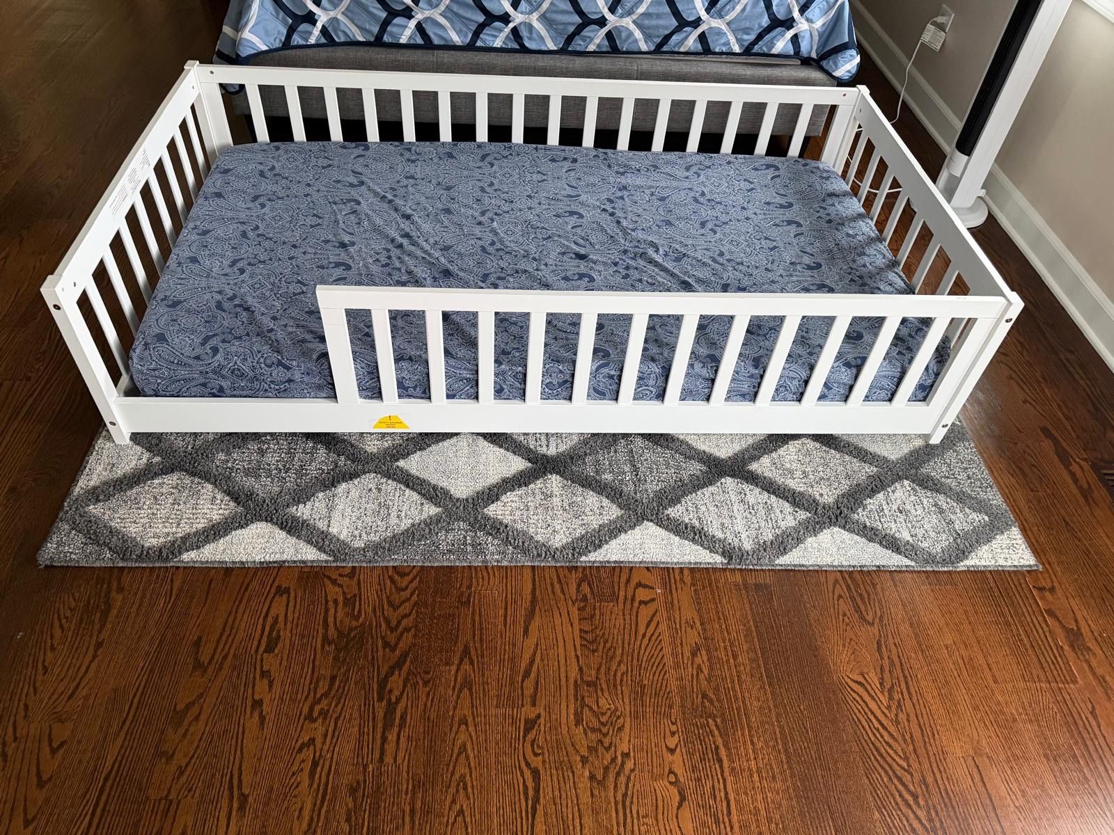 Twin Floor Platform Bed with Fence & Mattress - photo 2