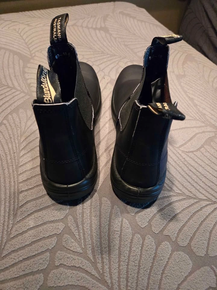 Brand New Blundstone CSA Steel Toe Boots - Black (Size 10.5) - photo 2