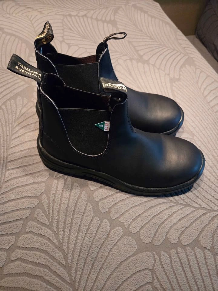 Brand New Blundstone CSA Steel Toe Boots - Black (Size 10.5) - photo 3