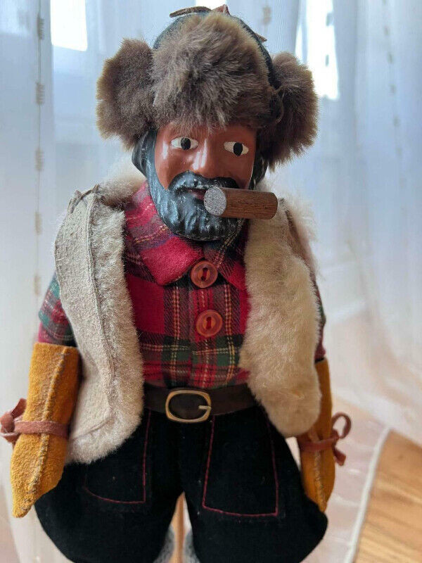Handmade Realistic Lumberjack Figure - photo 2