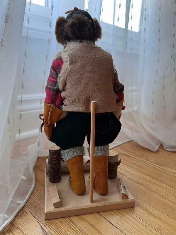 Handmade Realistic Lumberjack Figure - photo 5