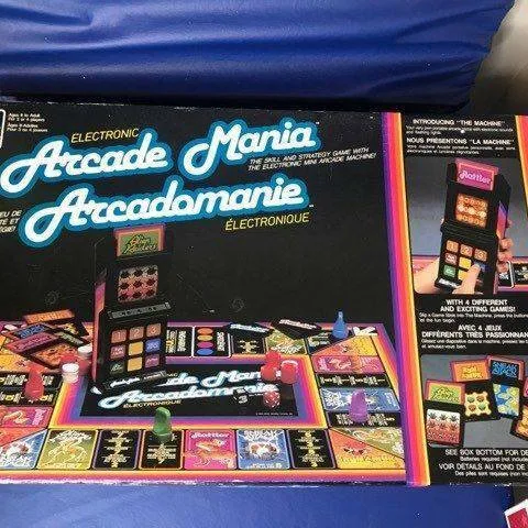 Vintage Electronic Arcade Mania Board Game Milton Bradley 1983 thumbnail