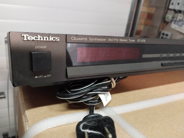 TECHNICS AM/FM Stereo Tuner ST-S76 - photo 2