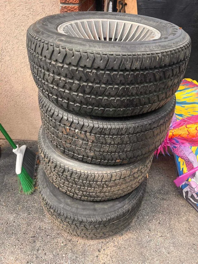 Vintage EagleGT/Goodyear Wingfoot 14" Tires thumbnail