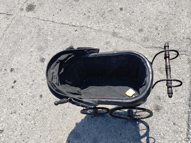 Vintage Small Doll Stroller - photo 2