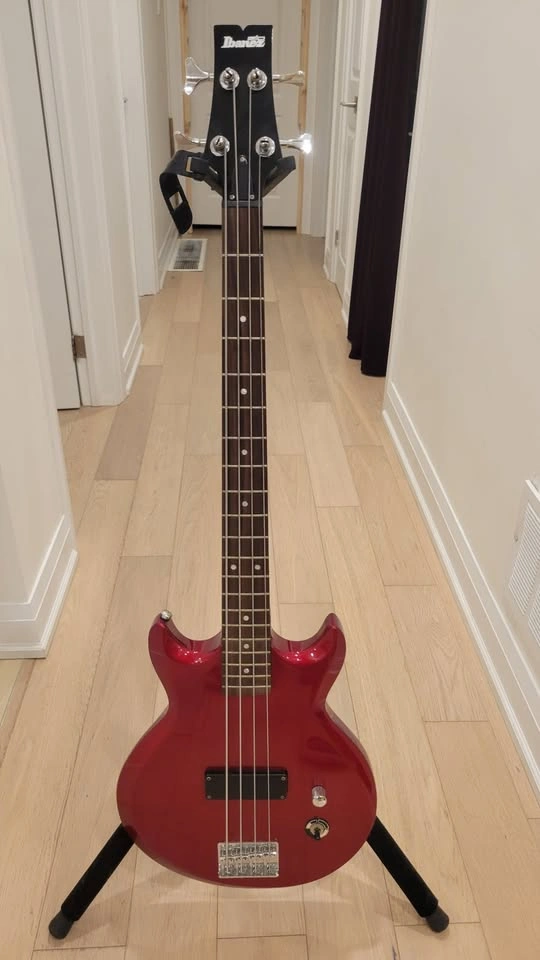 $270 Ibanez GIO GAXB150 Electric Bass – Metallic Red - photo 2