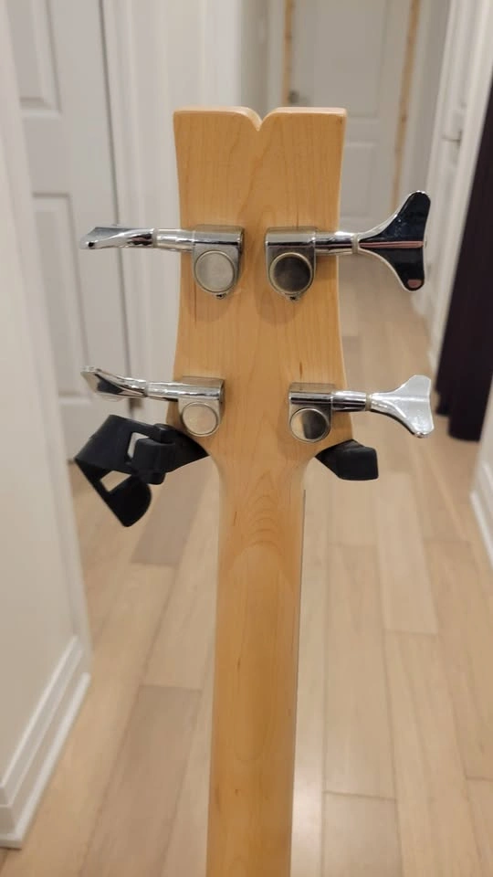 $270 Ibanez GIO GAXB150 Electric Bass – Metallic Red - photo 5